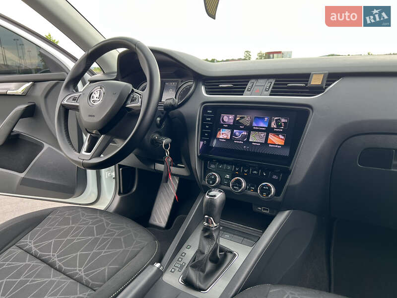 Универсал Skoda Octavia 2019 в Мукачево