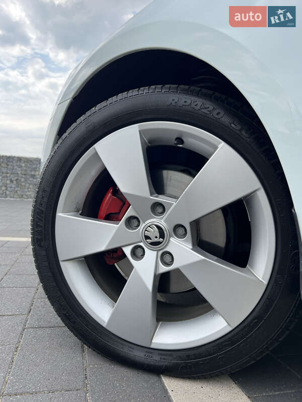 Универсал Skoda Octavia 2019 в Мукачево