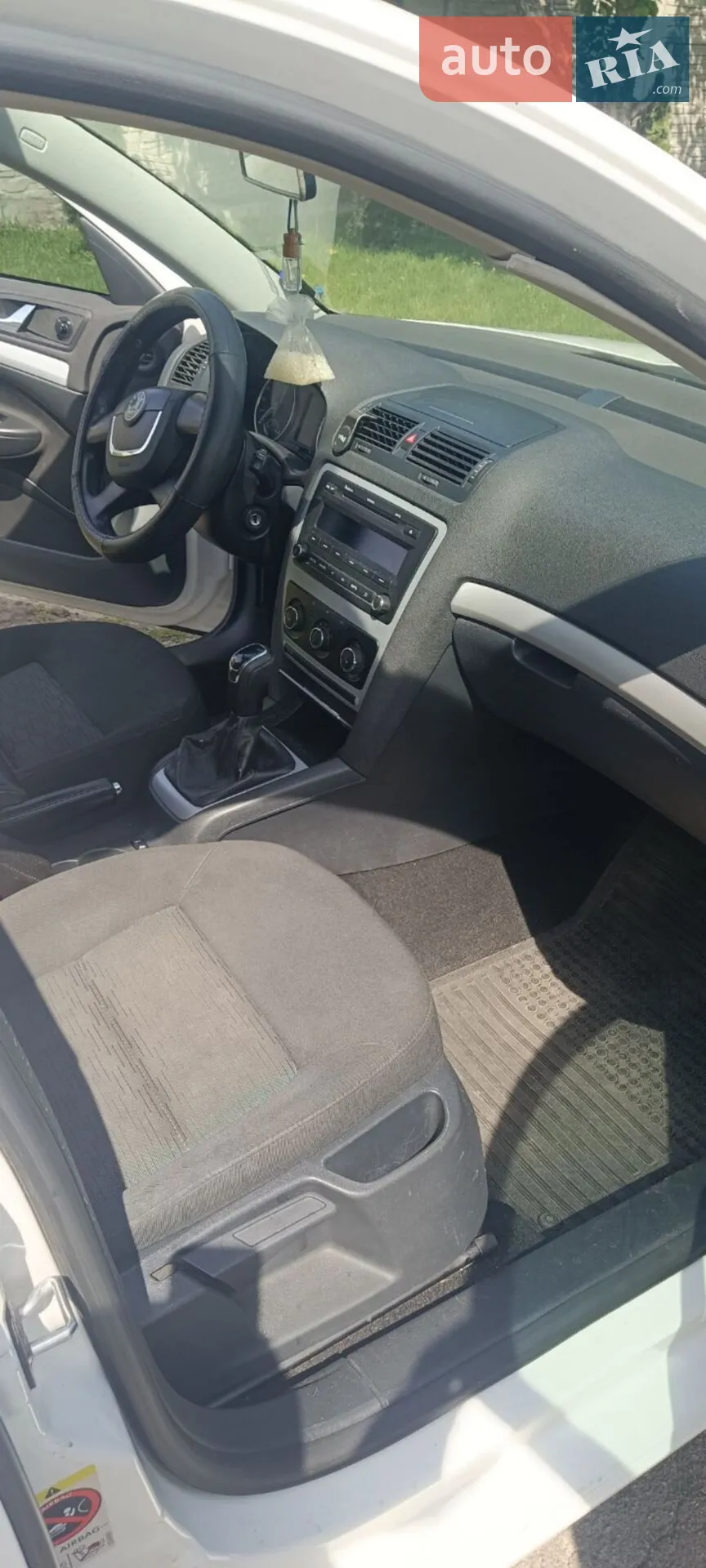 2011 Skoda Octavia - мініатюра 6
