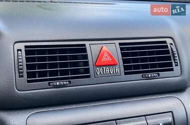 Лифтбек Skoda Octavia 2008 в 