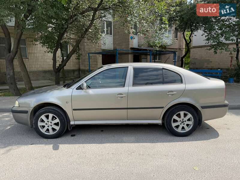 Лифтбек Skoda Octavia 2008 в Тернополе фото 3 Лифтбек Skoda Octavia 2008 в Тернополе