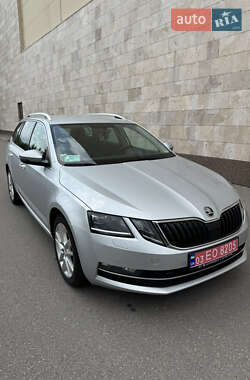 Універсал Skoda Octavia 2019 в Києві