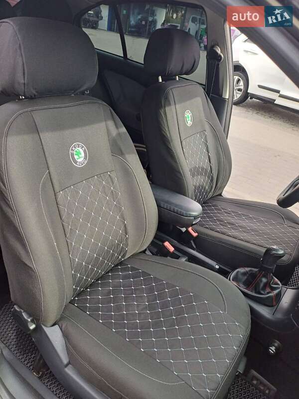 Лифтбек Skoda Octavia 2008 в Рогатине