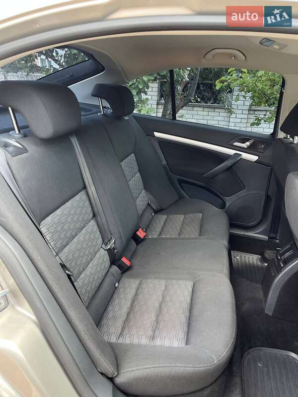 Лифтбек Skoda Octavia 2011 в Харькове