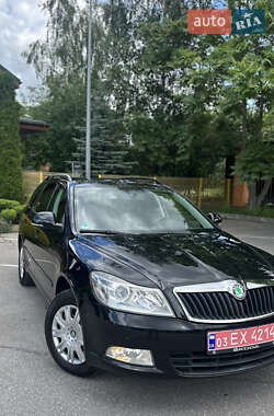 Универсал Skoda Octavia 2010 в Александрие