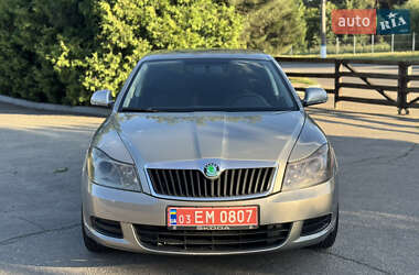 Лифтбек Skoda Octavia 2008 в 