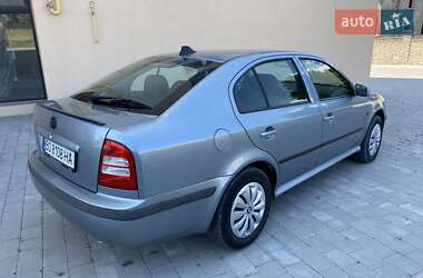 Лифтбек Skoda Octavia 2003 в 
