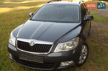 Универсал Skoda Octavia 2012 в 