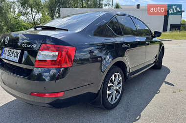 Лифтбек Skoda Octavia 2014 в 