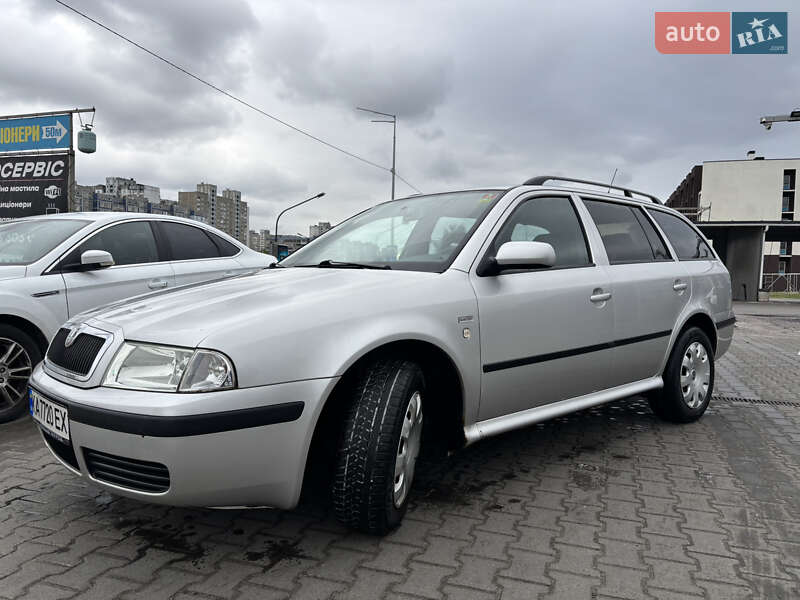 Универсал Skoda Octavia 2004 в 