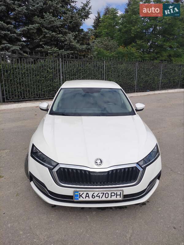 Ліфтбек Skoda Octavia 2021 в Ізюмі