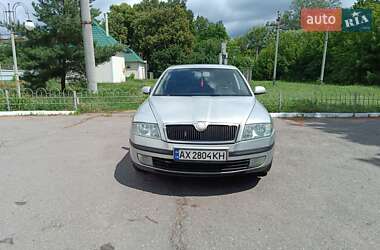 Лифтбек Skoda Octavia 2006 в Артемовке