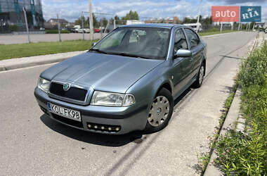 Ліфтбек Skoda Octavia 2003 в Києві