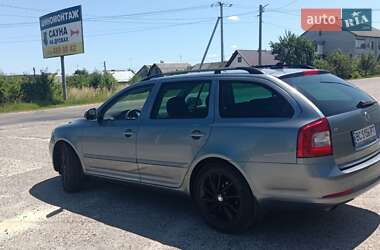 Универсал Skoda Octavia 2012 в 