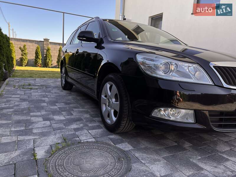 Універсал Skoda Octavia 2009 в Рівному