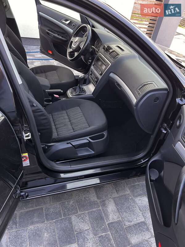 Універсал Skoda Octavia 2009 в Рівному