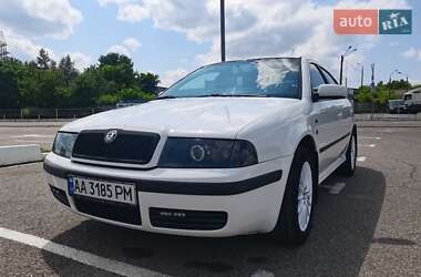 Лифтбек Skoda Octavia 2000 в Киеве