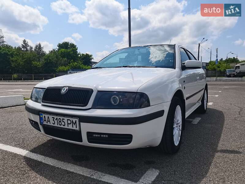 Skoda Octavia 2000