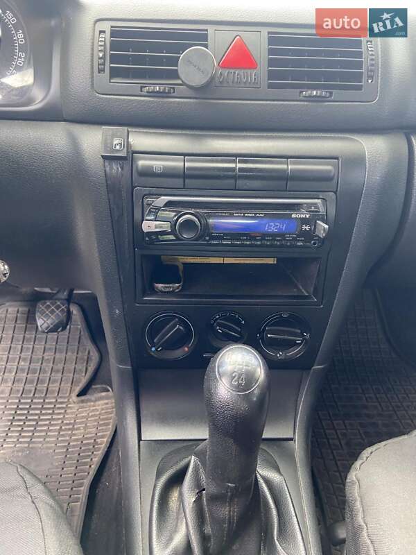 Универсал Skoda Octavia 2010 в Виннице