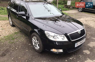Универсал Skoda Octavia 2012 в Стрые