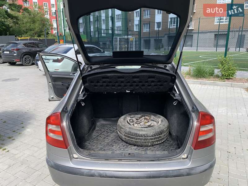 Лифтбек Skoda Octavia 2008 в Ивано-Франковске