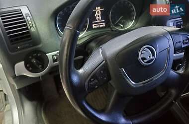 Универсал Skoda Octavia 2010 в 