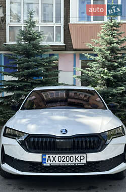 Ліфтбек Skoda Octavia 2024 в 