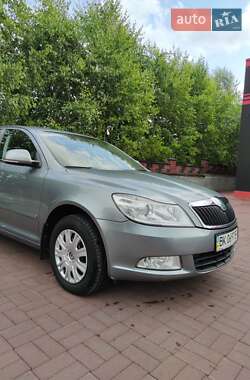 Лифтбек Skoda Octavia 2011 в 