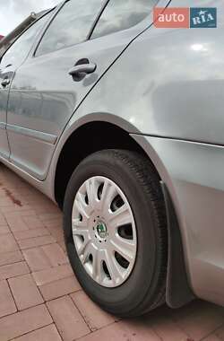 Лифтбек Skoda Octavia 2011 в 