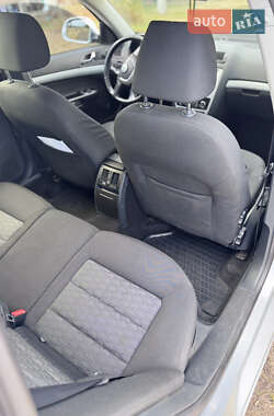 Универсал Skoda Octavia 2010 в 