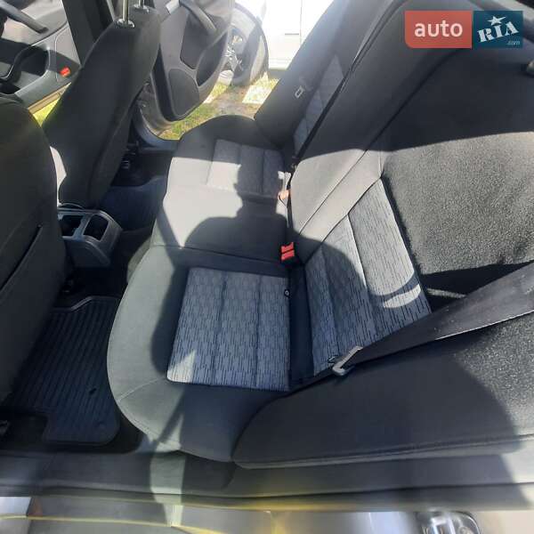 Лифтбек Skoda Octavia 2009 в Львове