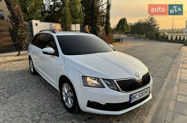 Универсал Skoda Octavia 2017 в Львове