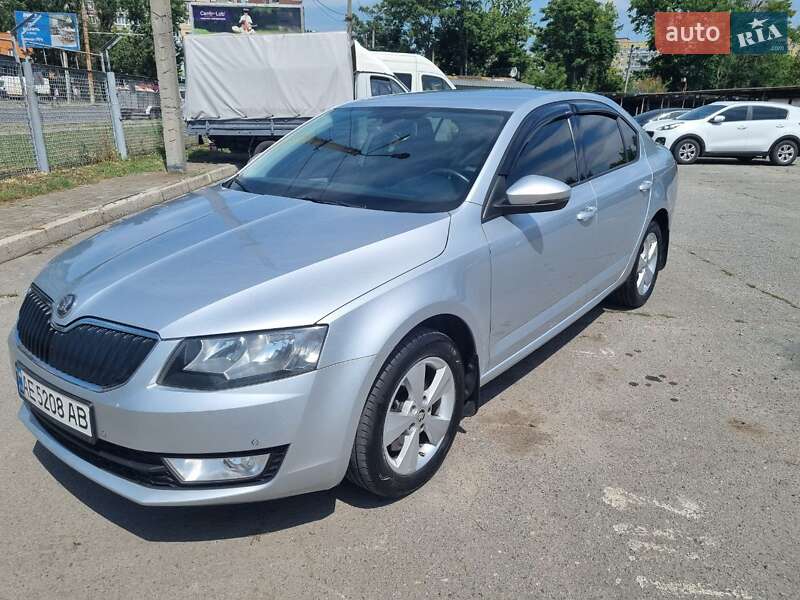 Лифтбек Skoda Octavia 2014 в 