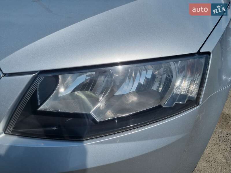 Ліфтбек Skoda Octavia 2014 в Дніпрі