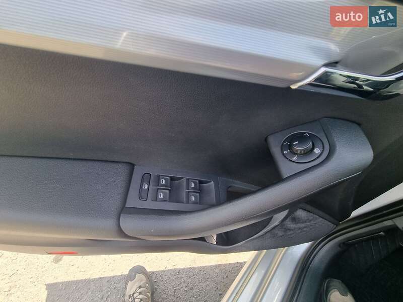 Ліфтбек Skoda Octavia 2014 в Дніпрі