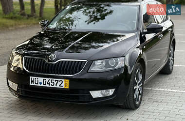 Универсал Skoda Octavia 2015 в Стрые