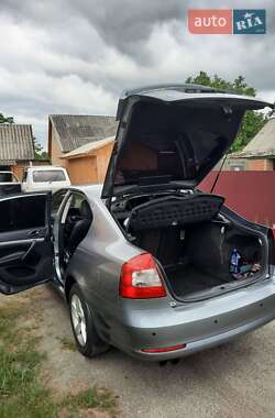 Лифтбек Skoda Octavia 2012 в 
