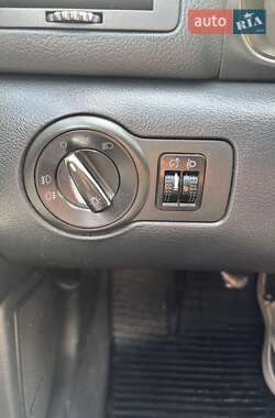 Универсал Skoda Octavia 2001 в 