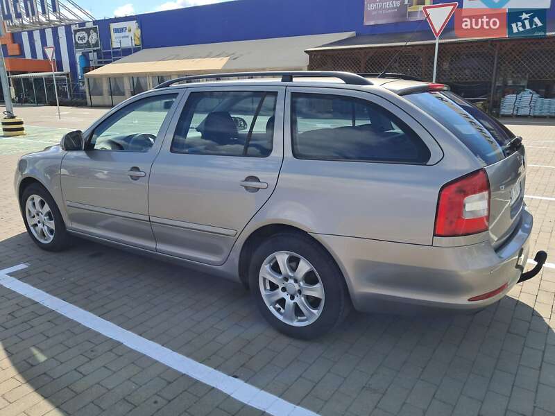 Універсал Skoda Octavia 2009 в Калуші