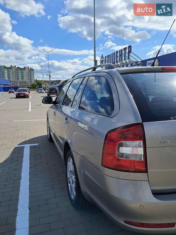 Універсал Skoda Octavia 2009 в Калуші