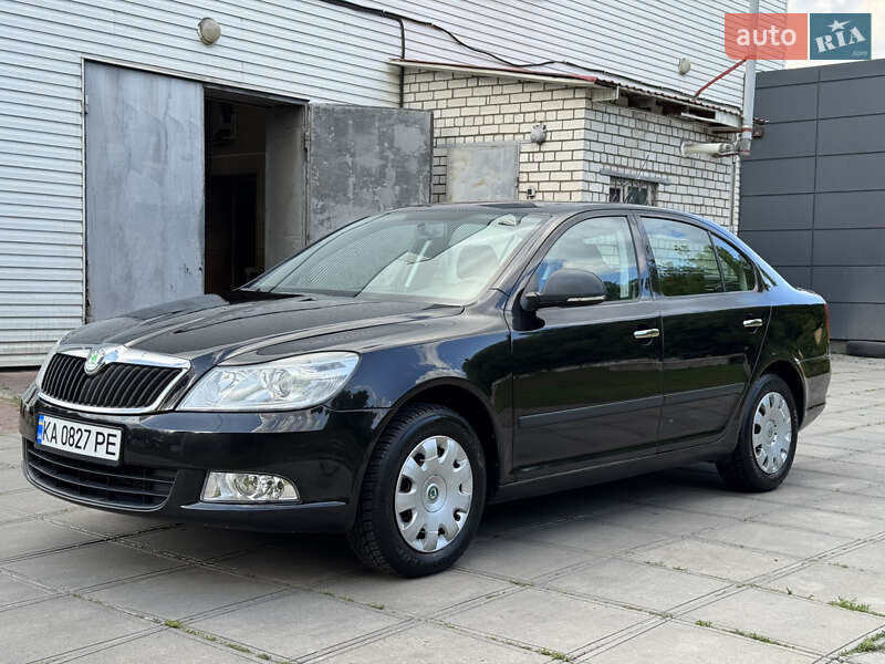 Ліфтбек Skoda Octavia 2008 в Смілі