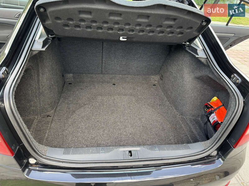 Ліфтбек Skoda Octavia 2008 в Смілі