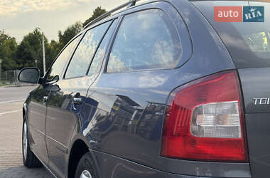 Універсал Skoda Octavia 2011 в 