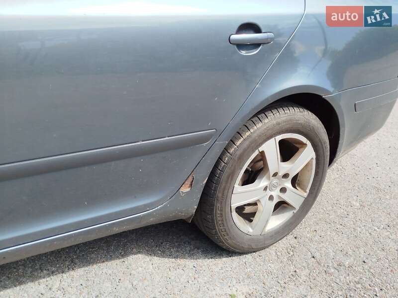 Лифтбек Skoda Octavia 2005 в Чернигове