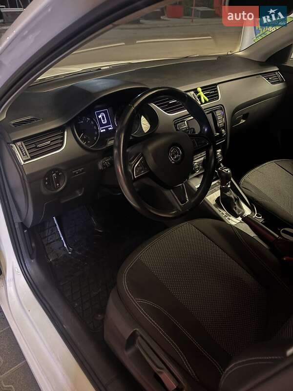 Универсал Skoda Octavia 2016 в Тернополе
