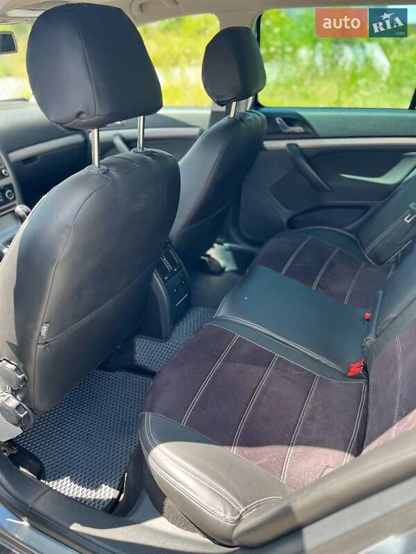 Універсал Skoda Octavia 2012 в Бердичеві