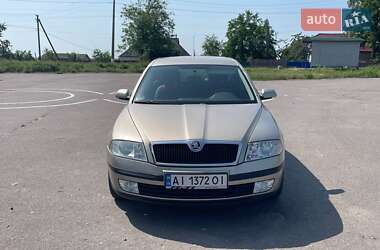 Лифтбек Skoda Octavia 2004 в Тетиеве