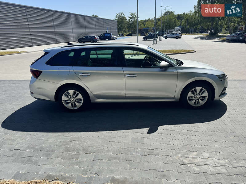 Універсал Skoda Octavia 2020 в Стрию