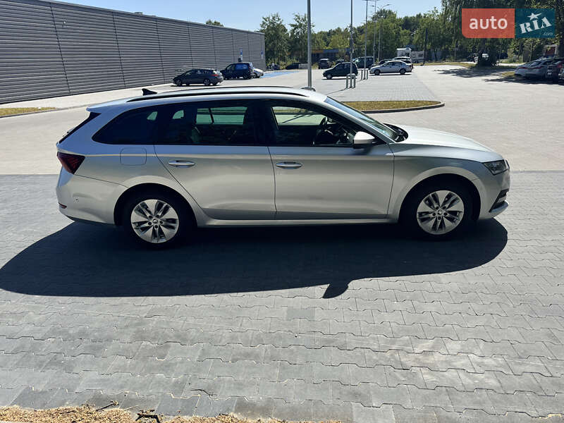 Універсал Skoda Octavia 2020 в Стрию