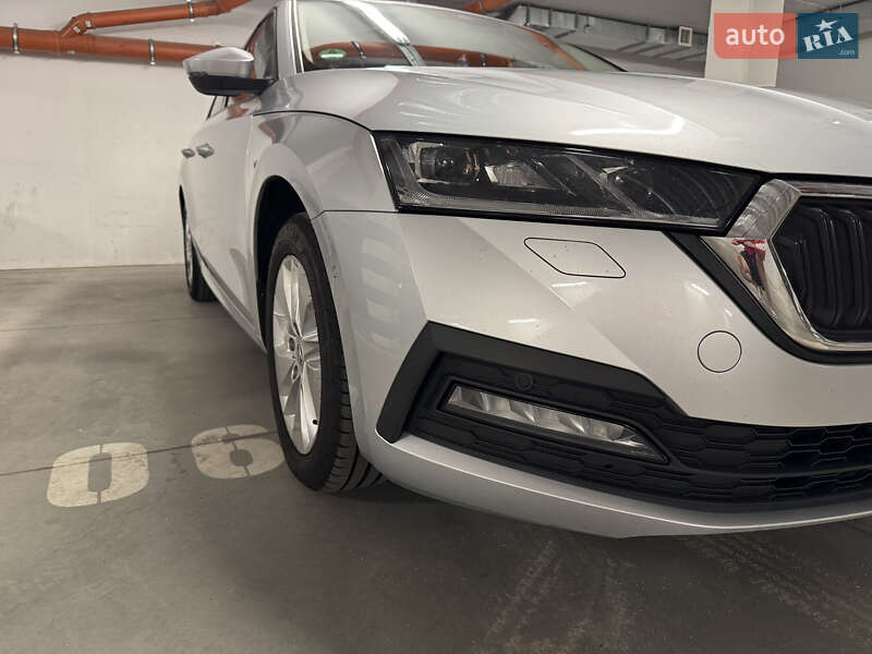 Універсал Skoda Octavia 2020 в Стрию